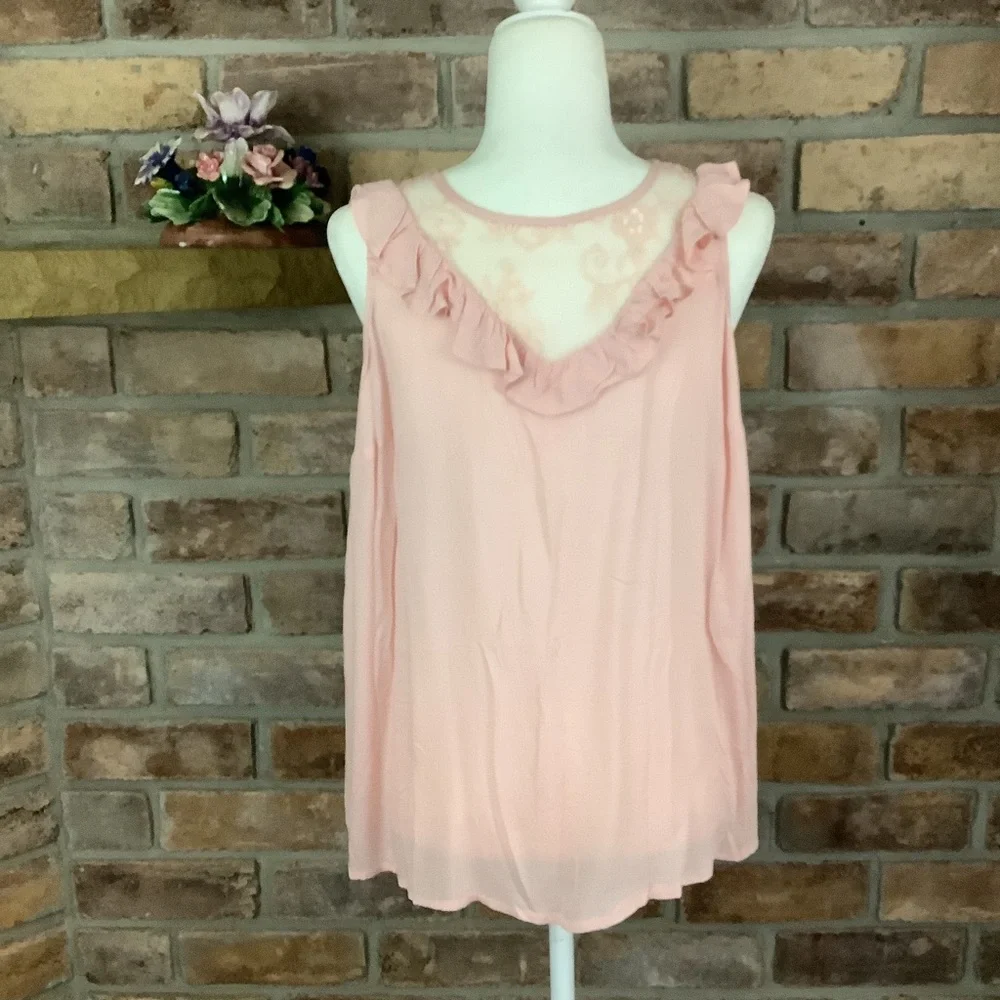TORRID Lace Inset Textured Sleeveless Top 196